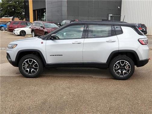 2026 Jeep Compass Trailhawk