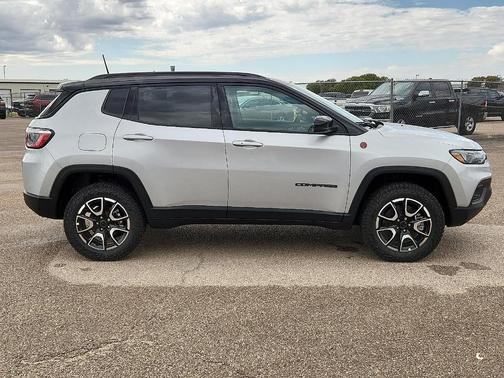 2026 Jeep Compass Trailhawk