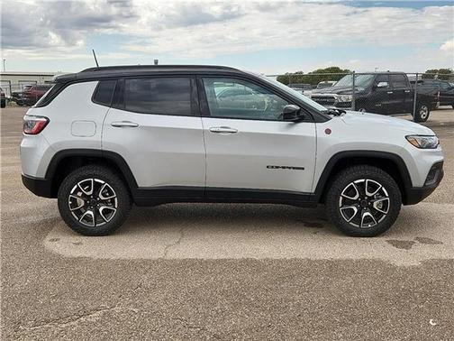 2026 Jeep Compass Trailhawk