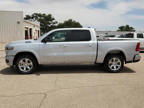 Silver Zynith 2026 RAM 1500 Big Horn/Lone Star