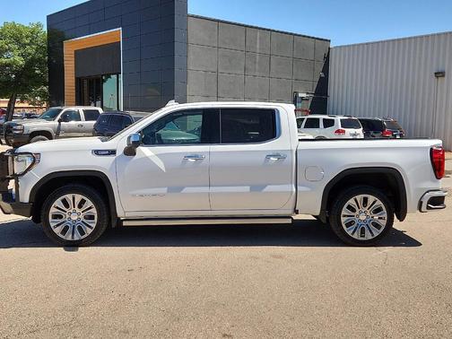 White Frost Tri-Coat 2021 GMC Sierra 1500 Denali