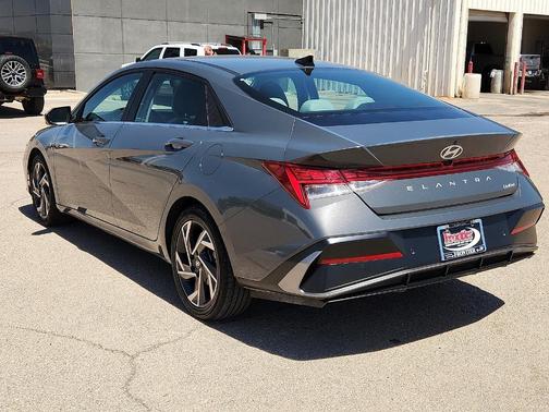 Gray 2024 Hyundai ELANTRA Limited
