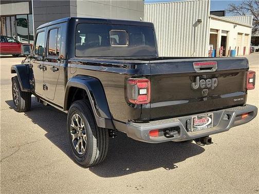 Black Clearcoat 2026 Jeep Gladiator Sport
