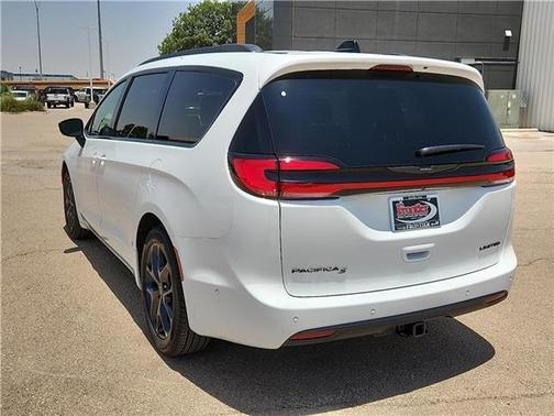 2025 Chrysler Pacifica Limited