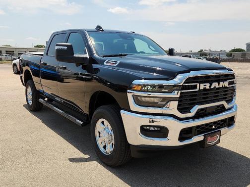 Diamond Black 2026 RAM 2500 Tradesman
