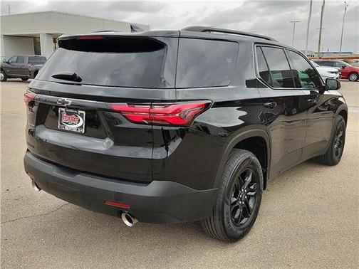 2022 Chevrolet Traverse LS
