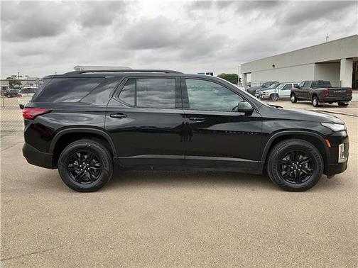 2022 Chevrolet Traverse LS