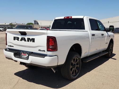 Bright White Clearcoat 2026 RAM 2500 Big Horn