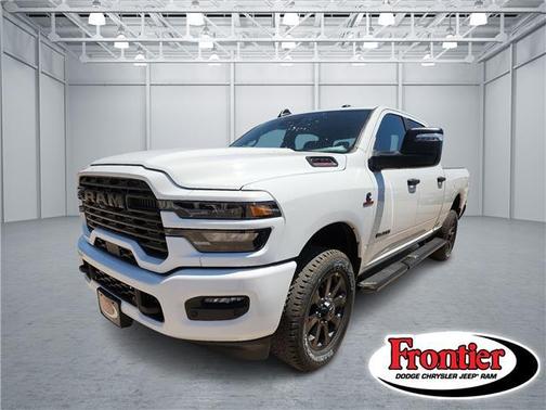 Bright White Clearcoat 2026 RAM 2500 Big Horn