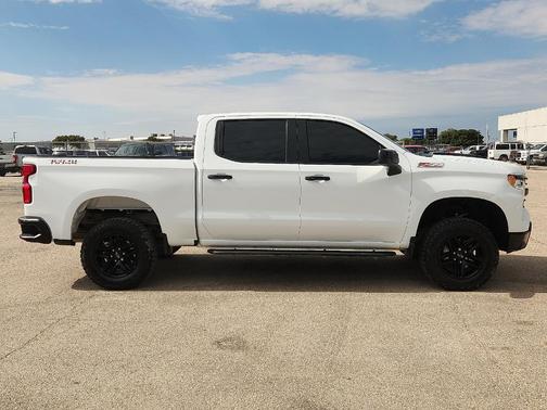 Summit White 2025 Chevrolet Silverado 1500 LT Trail Boss