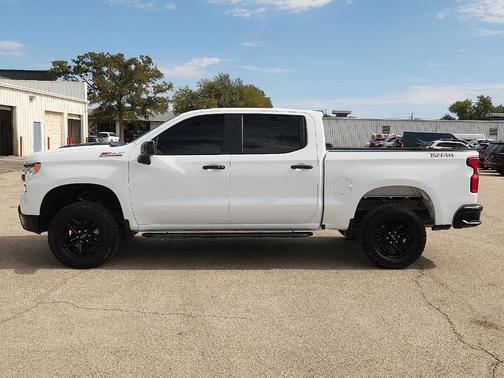 Summit White 2025 Chevrolet Silverado 1500 LT Trail Boss