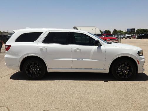 White Knuckle 2022 Dodge Durango SXT