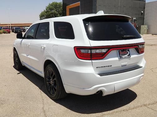 White Knuckle 2022 Dodge Durango SXT