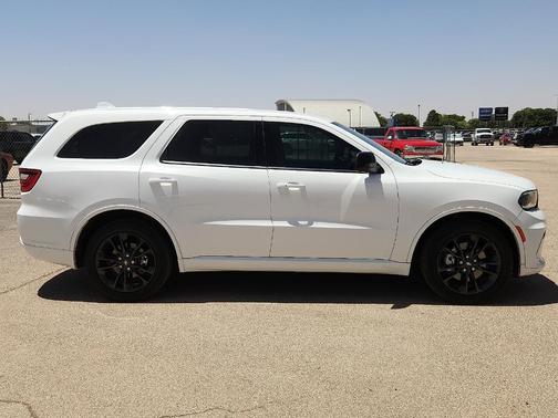 White Knuckle 2022 Dodge Durango SXT