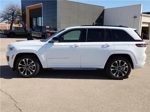 2025 Jeep Grand Cherokee Overland