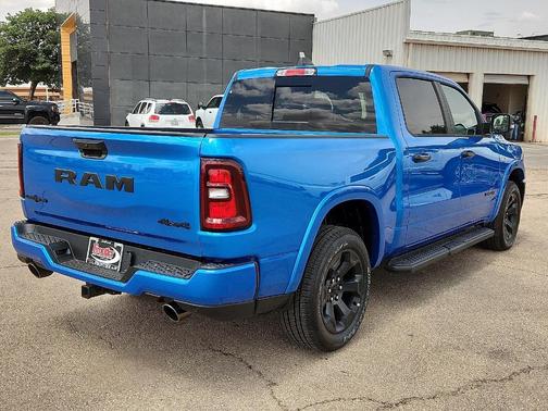 Hydro Blue Pearl 2026 RAM 1500 Big Horn/Lone Star
