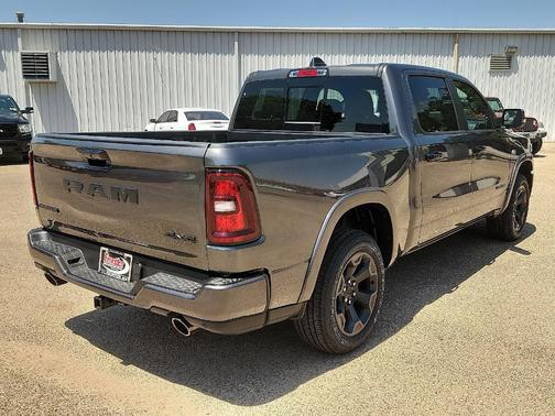 Granite Crystal Clearcoat Metallic 2026 RAM 1500 Big Horn