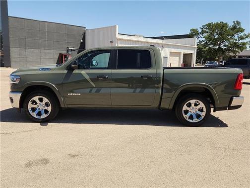 Granite Crystal 2026 RAM 1500 Big Horn/Lone Star