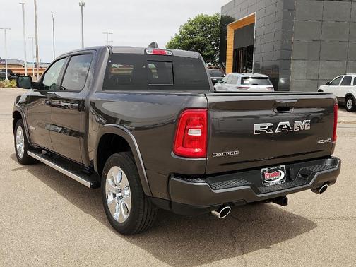 Granite Crystal Clearcoat Metallic 2026 RAM 1500 Big Horn