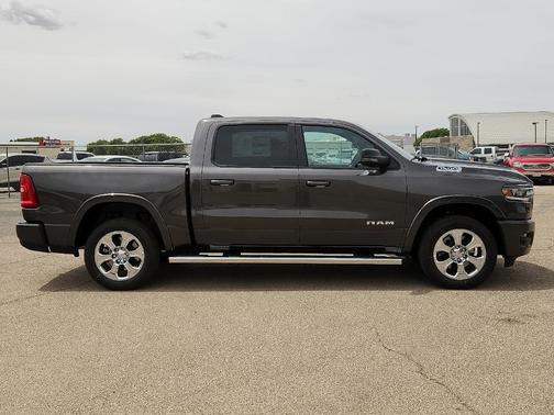 Granite Crystal Clearcoat Metallic 2026 RAM 1500 Big Horn