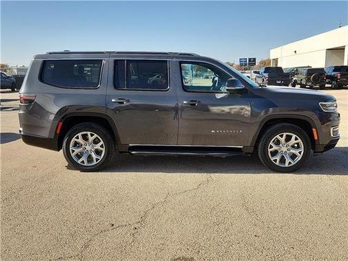 2022 Jeep Wagoneer Series II