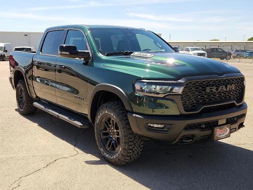 Serrano Red 2026 RAM 1500 Rebel