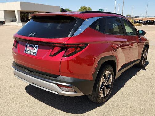 Red 2025 Hyundai TUCSON SEL