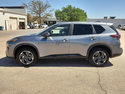 Gun Metallic 2025 Nissan Rogue SV