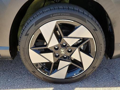Yellow 2024 Hyundai KONA Limited