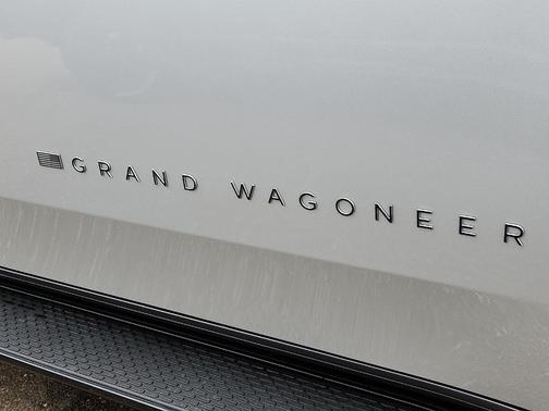 Silver Zynith 2026 Jeep Grand Wagoneer UPLAND