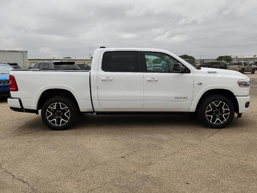 Bright White Clearcoat 2026 RAM 1500 Laramie