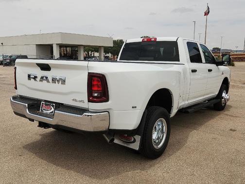 Bright White Clearcoat 2026 RAM 3500 Tradesman