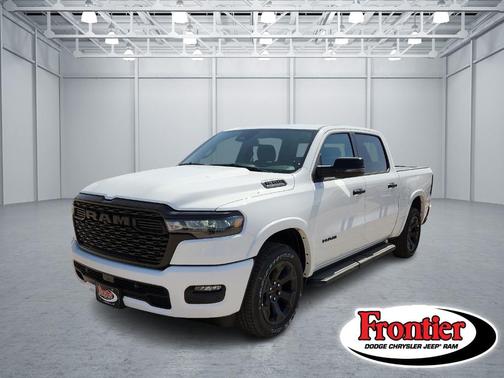 Bright White Clearcoat 2026 RAM 1500 Big Horn/Lone Star