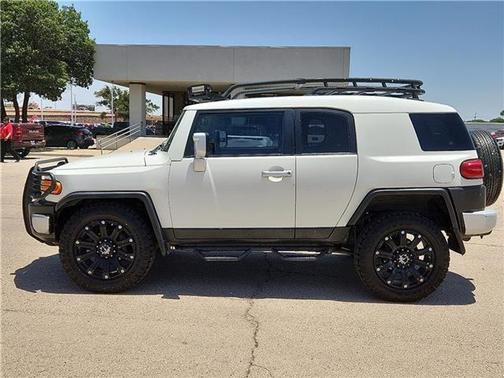 2013 Toyota FJ Cruiser Base
