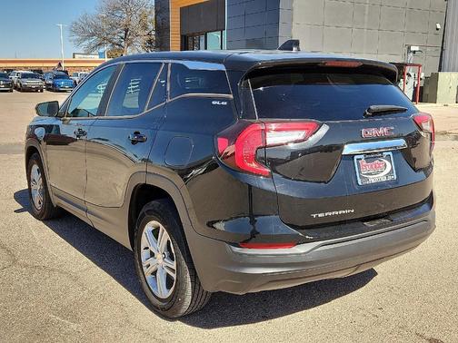 2024 GMC Terrain SLE
