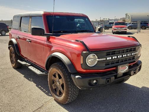 2024 Ford Bronco Black Diamond
