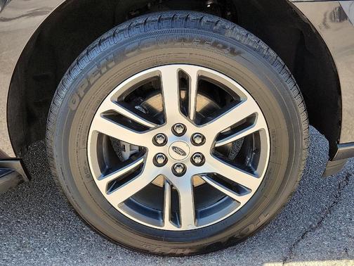 White 2024 Ford Expedition Max Limited