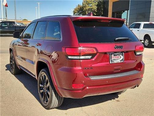 2022 Jeep Grand Cherokee WK Laredo