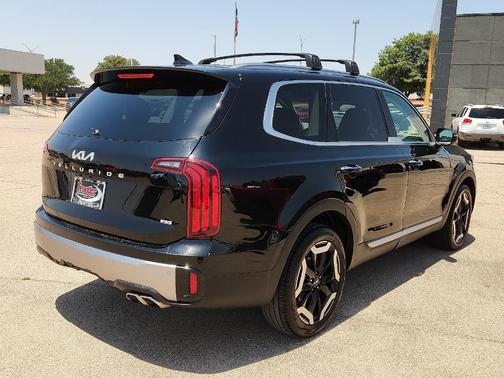 Ebony Black 2025 Kia Telluride S