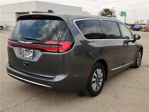 Gray 2023 Chrysler Pacifica Hybrid Limited