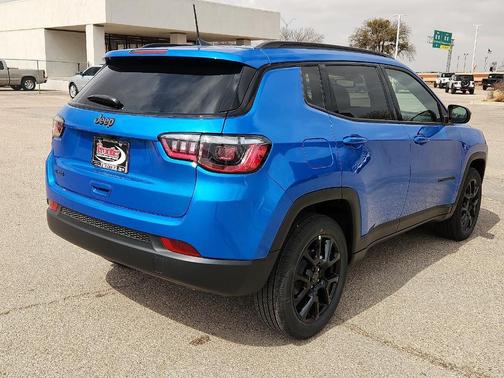 2026 Jeep Compass Latitude