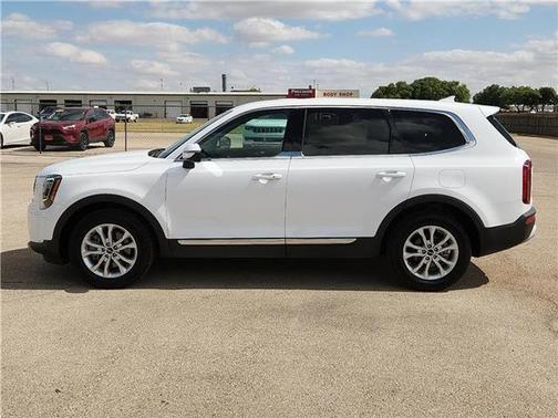 2022 Kia Telluride LX