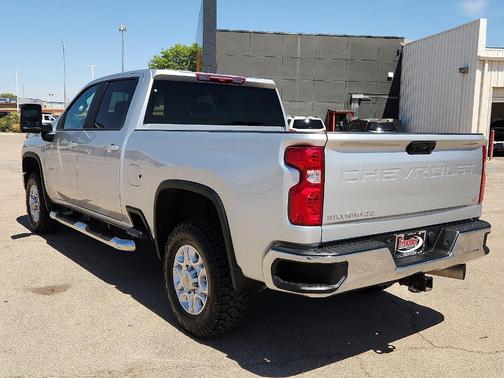 Silver Ice 2023 Chevrolet Silverado 2500 LT