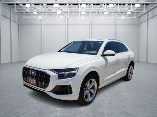 Carrara White 2022 Audi Q8 55 Premium