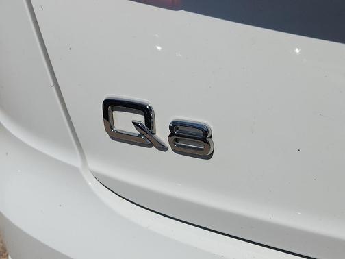 Carrara White 2022 Audi Q8 55 Premium
