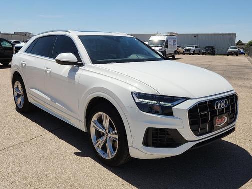 Carrara White 2022 Audi Q8 55 Premium