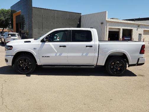 Bright White Clearcoat 2026 RAM 1500 Big Horn/Lone Star