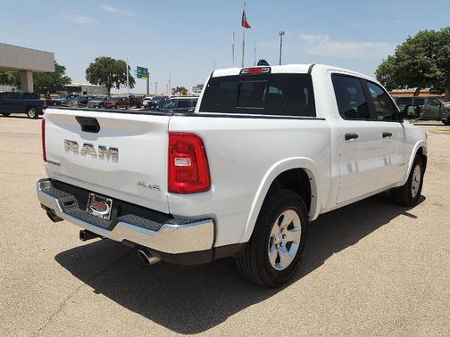 Bright White 2025 RAM 1500 Big Horn/Lone Star