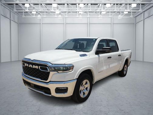 Bright White 2025 RAM 1500 Big Horn/Lone Star