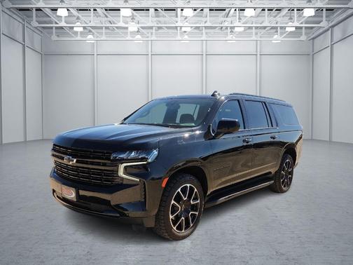 2023 Chevrolet Suburban RST